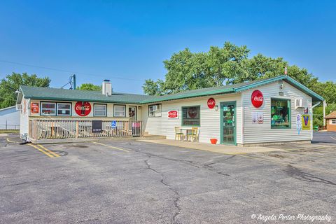 4911 W Elm Street McHenry IL 60050