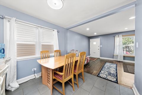 Tiny photo for 7212 S Campbell Avenue, Chicago, IL 60629 (MLS # 12488104)