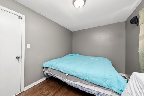 Tiny photo for 7212 S Campbell Avenue, Chicago, IL 60629 (MLS # 12488104)