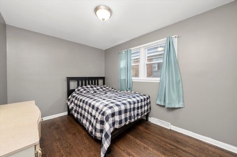 Tiny photo for 7212 S Campbell Avenue, Chicago, IL 60629 (MLS # 12488104)