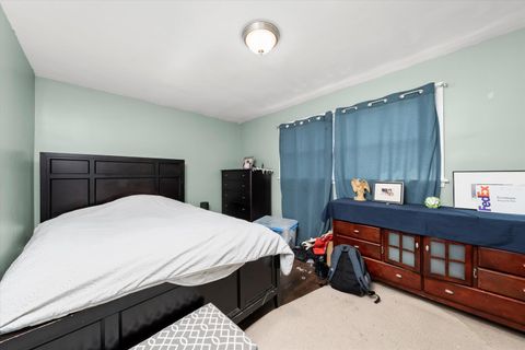 Tiny photo for 7212 S Campbell Avenue, Chicago, IL 60629 (MLS # 12488104)