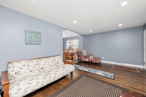 Tiny photo for 7212 S Campbell Avenue, Chicago, IL 60629 (MLS # 12488104)