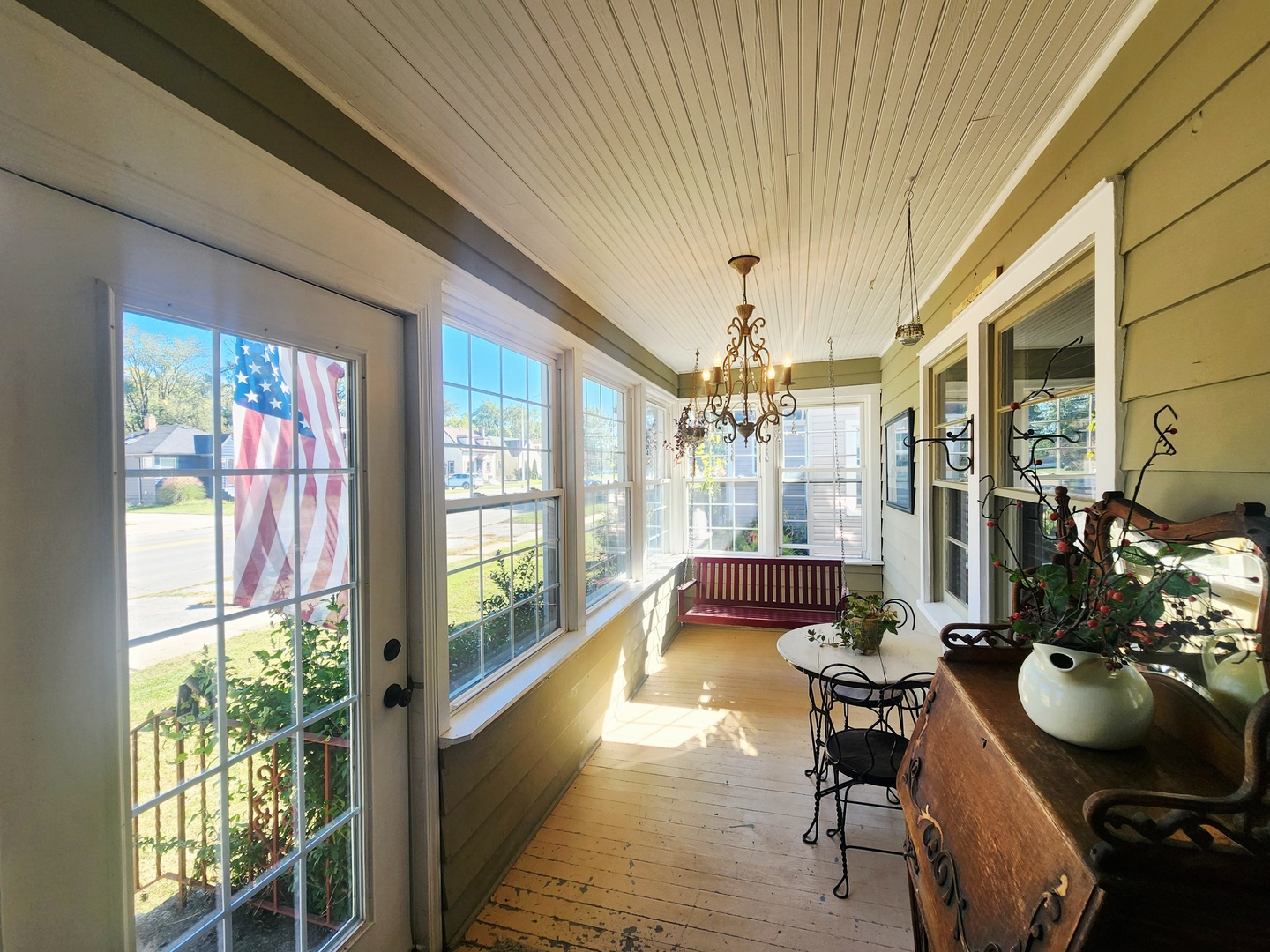 18028 Burnham Avenue