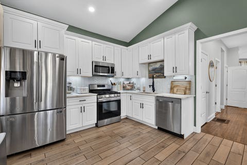 Tiny photo for 7303 Oakwood Avenue, Lyons, IL 60534 (MLS # 12708807)