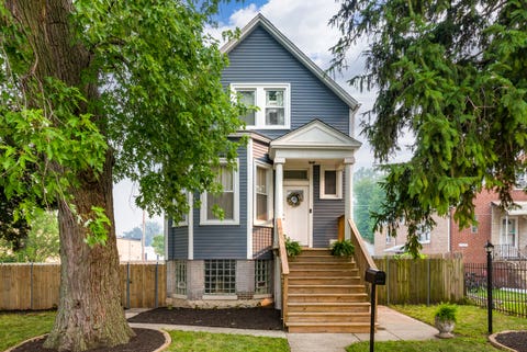 Photo of 7303 Oakwood Avenue, Lyons, IL 60534 (MLS # 12708807)