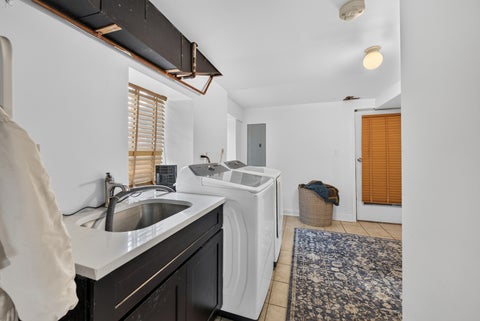 Tiny photo for 7303 Oakwood Avenue, Lyons, IL 60534 (MLS # 12708807)