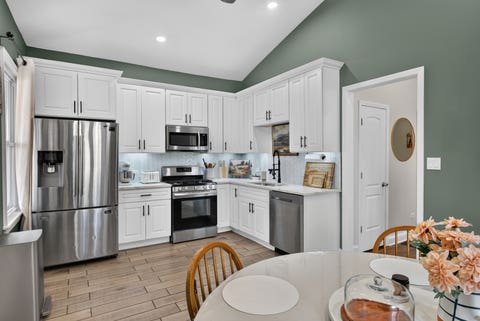 Tiny photo for 7303 Oakwood Avenue, Lyons, IL 60534 (MLS # 12708807)