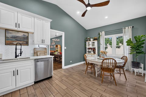 Tiny photo for 7303 Oakwood Avenue, Lyons, IL 60534 (MLS # 12708807)