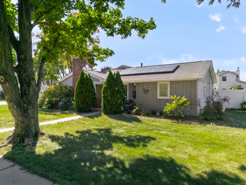 Tiny photo for 11258 S Oak Park Avenue, Worth, IL 60482 (MLS # 12768910)