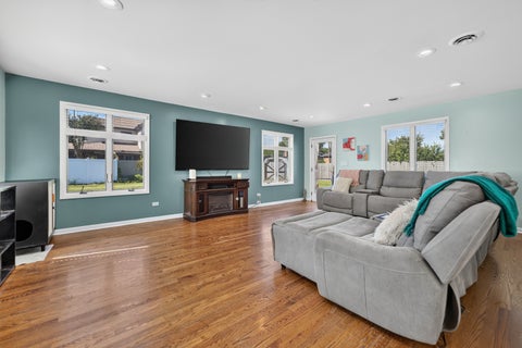 Tiny photo for 11258 S Oak Park Avenue, Worth, IL 60482 (MLS # 12768910)