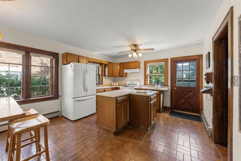 Tiny photo for 303 Hillside Avenue, Glen Ellyn, IL 60137 (MLS # 12749249)