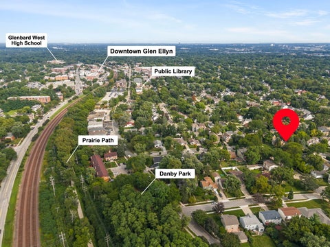 Tiny photo for 303 Hillside Avenue, Glen Ellyn, IL 60137 (MLS # 12749249)