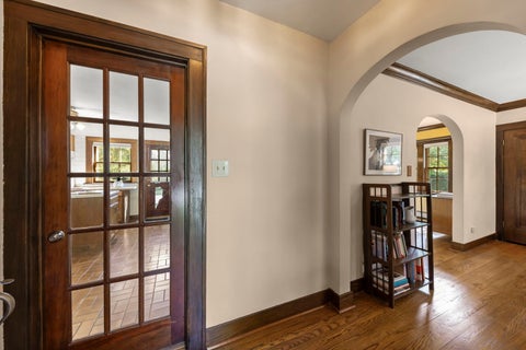 Tiny photo for 303 Hillside Avenue, Glen Ellyn, IL 60137 (MLS # 12749249)
