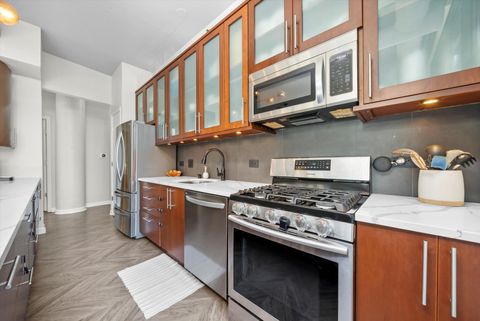 Tiny photo for 125 E 13TH Street #601, Chicago, IL 60605 (MLS # 12499738)