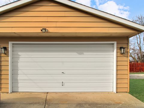 Tiny photo for 7806 W 80 Place, Bridgeview, IL 60455 (MLS # 12592288)