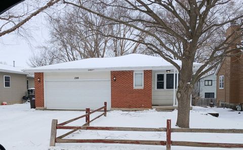 Photo of 1388 Gardina Vista, Crystal Lake, IL 60014 (MLS # 12595606)