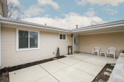 Tiny photo for 1122 Danvers Court, Schaumburg, IL 60193 (MLS # 12595548)