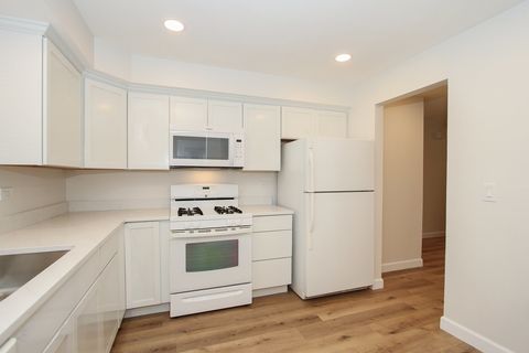 Tiny photo for 1122 Danvers Court, Schaumburg, IL 60193 (MLS # 12595548)