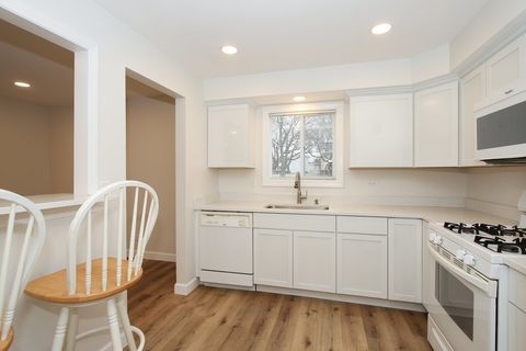 Tiny photo for 1122 Danvers Court, Schaumburg, IL 60193 (MLS # 12595548)