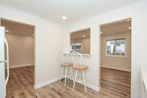 Tiny photo for 1122 Danvers Court, Schaumburg, IL 60193 (MLS # 12595548)