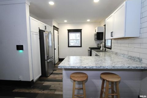 Tiny photo for 729 S 8TH Street, Clinton, IA 52732 (MLS # QC4269506)