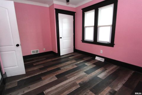 Tiny photo for 729 S 8TH Street, Clinton, IA 52732 (MLS # QC4269506)