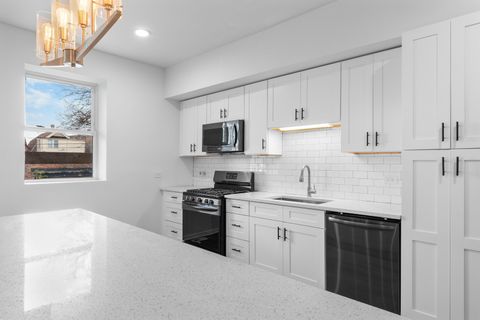 Tiny photo for 747 S Kenneth Avenue, Chicago, IL 60624 (MLS # 12490391)