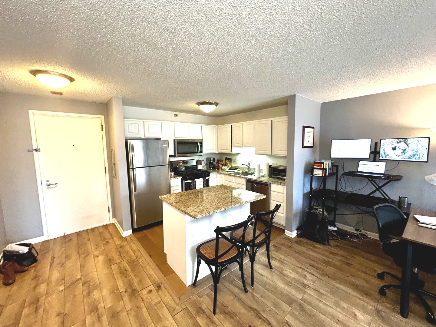 545 N Dearborn Street 3008
