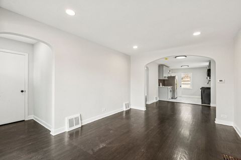 Tiny photo for 14510 S Emerald Avenue, Riverdale, IL 60827 (MLS # 12604442)