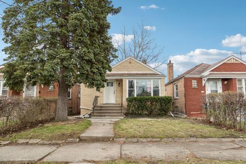 Tiny photo for 14510 S Emerald Avenue, Riverdale, IL 60827 (MLS # 12604442)