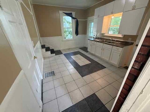 Tiny photo for 1603 Arlington Avenue, Davenport, IA 52803 (MLS # 12690190)