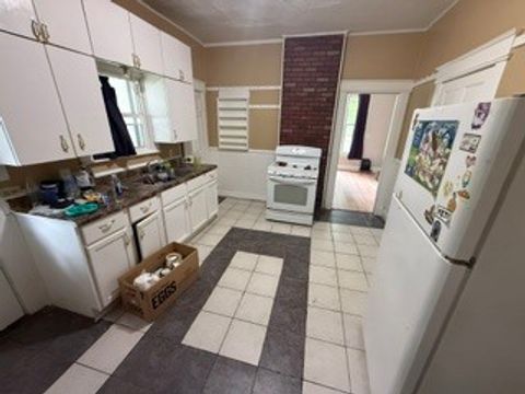 Tiny photo for 1603 Arlington Avenue, Davenport, IA 52803 (MLS # 12690190)