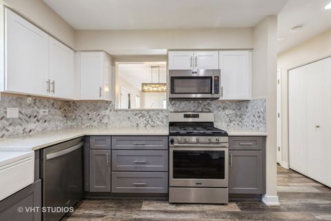 Tiny photo for 519 Jennifer Circle, Mundelein, IL 60060 (MLS # 12433683)