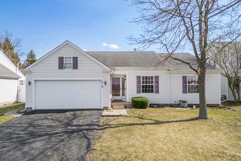319 W Streamwood Boulevard, Streamwood, IL 60107 - #: 12569678