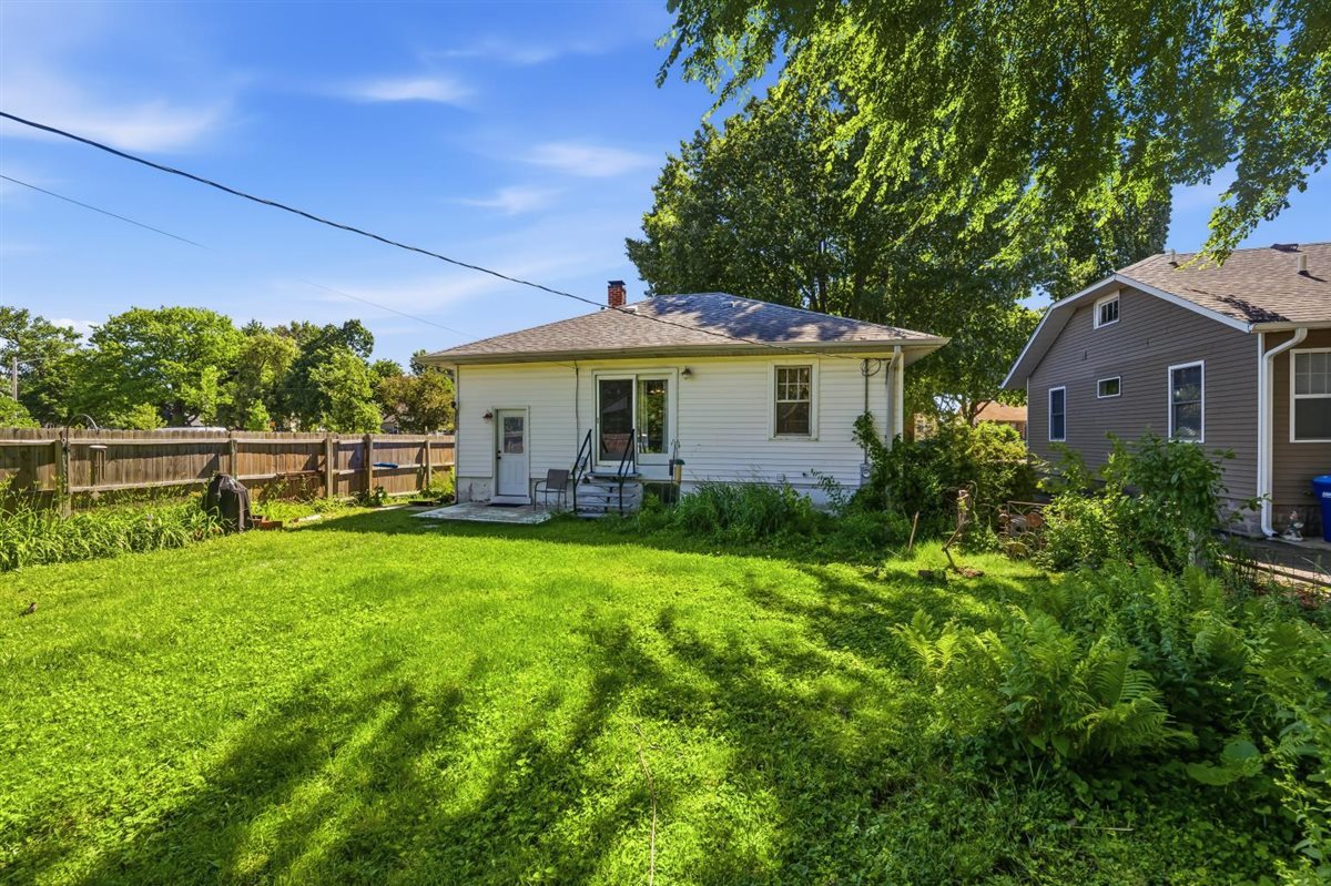 228 Anderson Boulevard