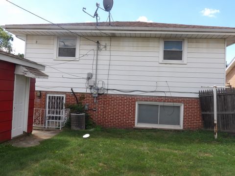Tiny photo for 15133 DIEKMAN Court, Dolton, IL 60419 (MLS # 12450743)