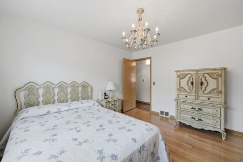Tiny photo for 4912 N Ridgewood Avenue, Norridge, IL 60706 (MLS # 12734568)