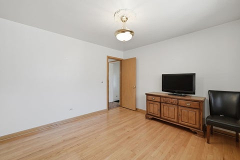 Tiny photo for 4912 N Ridgewood Avenue, Norridge, IL 60706 (MLS # 12734568)