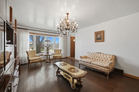 Tiny photo for 4912 N Ridgewood Avenue, Norridge, IL 60706 (MLS # 12734568)