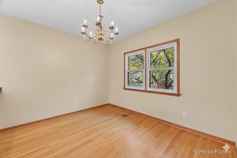 Tiny photo for 31 W Harrison Road, Lombard, IL 60148 (MLS # 12521922)