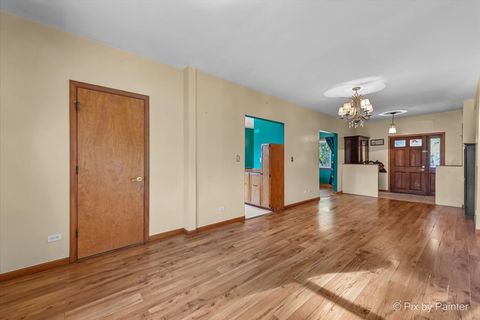 Tiny photo for 31 W Harrison Road, Lombard, IL 60148 (MLS # 12521922)