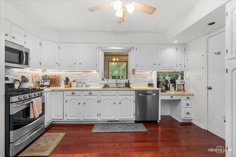 Tiny photo for 4S170 Hazelcrest Drive, Sugar Grove, IL 60554 (MLS # 12762608)