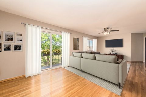 Tiny photo for 9500 Dee Road #202B, Des Plaines, IL 60016 (MLS # 12615477)