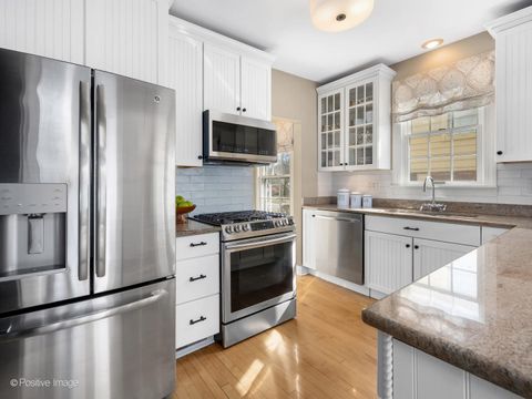 Tiny photo for 3920 Franklin Avenue, Western Springs, IL 60558 (MLS # 12580453)