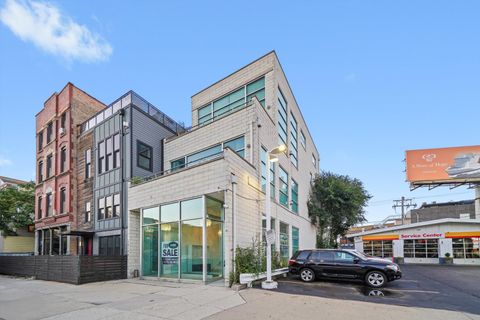 1412 W DIVISION Street C-1 Chicago IL 60642