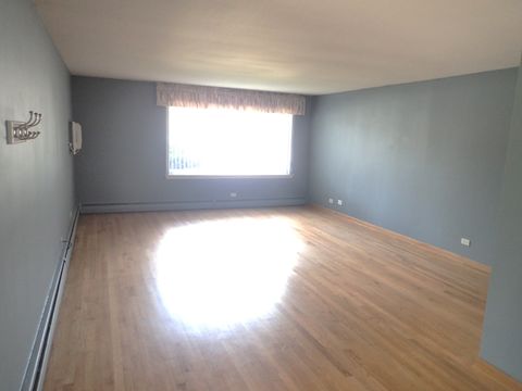 Tiny photo for 1127 S Old Wilke Road #101, Arlington Heights, IL 60005 (MLS # 12682143)