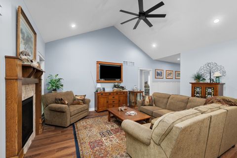 Tiny photo for 1709 E 6th Street A, Coal Valley, IL 61240 (MLS # 12617147)
