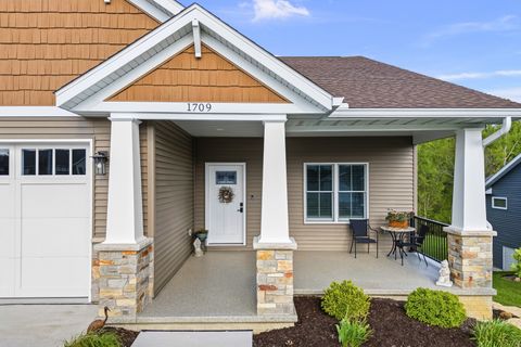 Tiny photo for 1709 E 6th Street A, Coal Valley, IL 61240 (MLS # 12617147)