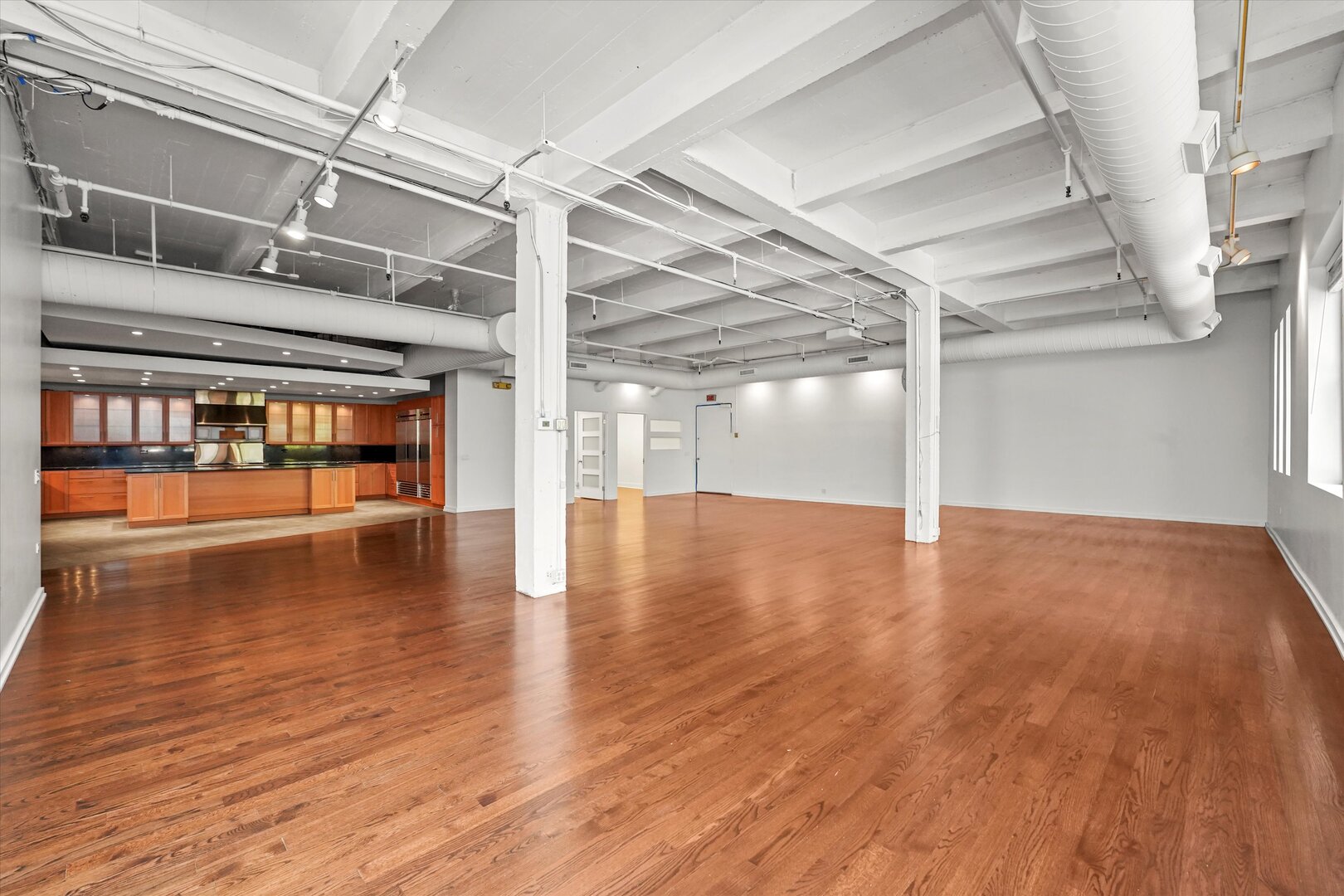 1301 S Wabash Avenue 1