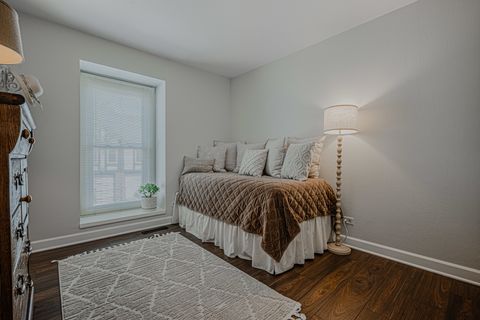 Tiny photo for 831 Garfield Avenue #C, Libertyville, IL 60048 (MLS # 12702869)